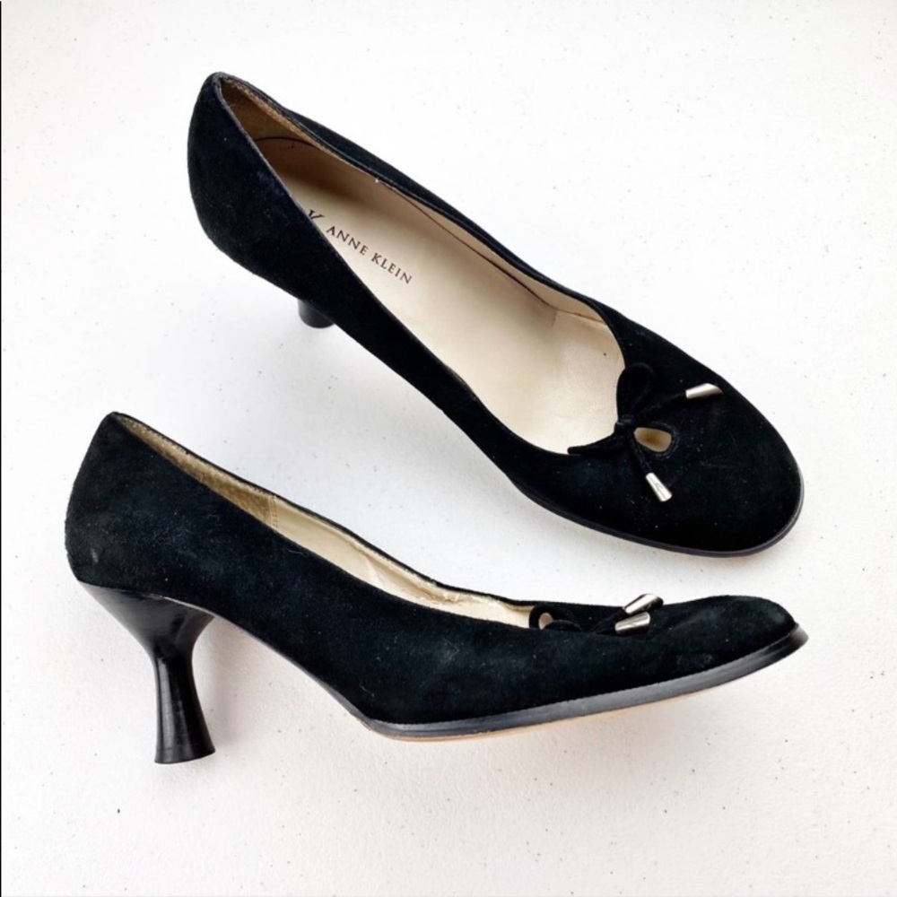 Anne Klein Velvet Spool Heels